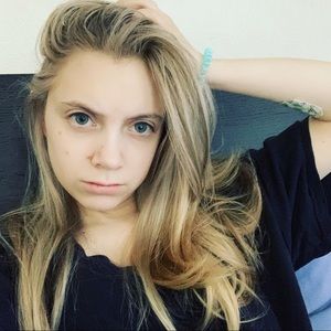 Meet your Posher, Mackenzie